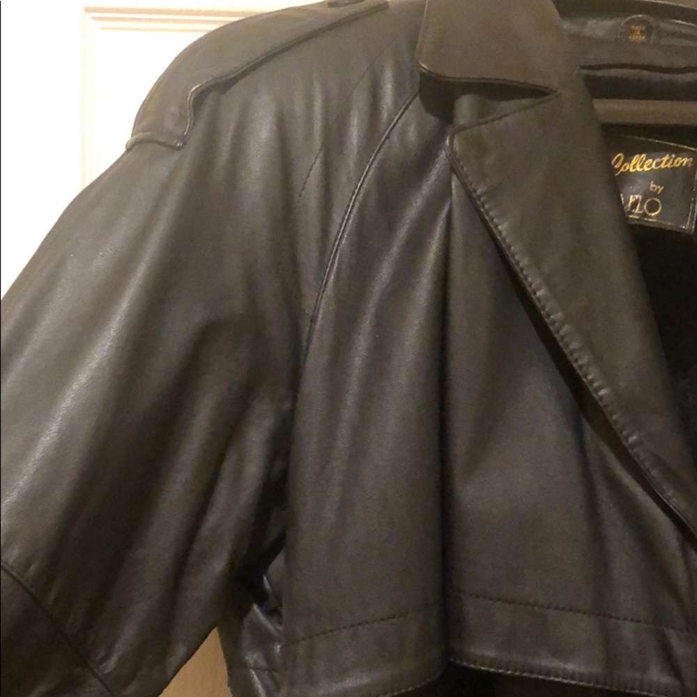 Extremely Rare Vintage Burberry Coat - Picture 3 of 10